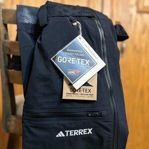 Terrex snow pants